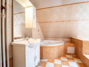 Prodej rodinného domu, Havlíčkův Brod, Vagonova, 300 m2