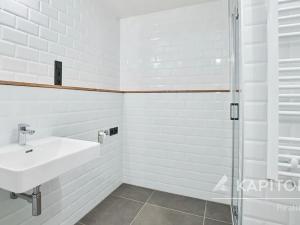 Pronájem bytu 3+kk, Praha - Vysočany, Kolbenova, 97 m2