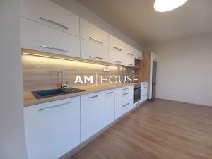 Pronájem bytu 2+kk, Praha - Vysočany, Čerpadlová, 59 m2