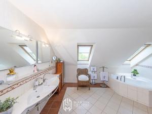 Prodej rodinného domu, Přílepy, 255 m2