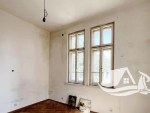 Prodej bytu 3+1, Burgas, Bulharsko, 97 m2
