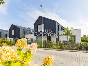 Prodej rodinného domu, Praha - Horní Měcholupy, U hostivařského nádraží, 171 m2