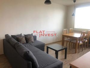 Pronájem bytu 1+1, Praha - Troja, Lešenská, 45 m2