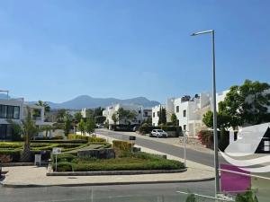 Prodej bytu 1+kk, Agios Amvrosios Keryneias, Kypr, 38 m2