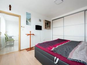 Prodej bytu 1+1, Líbeznice, Mělnická, 33 m2