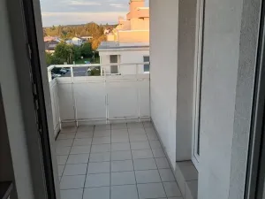 Pronájem bytu 2+kk, Praha - Uhříněves, U uhříněveské obory, 50 m2