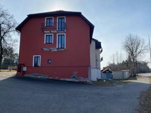 Prodej činžovního domu, Roudná, 1000 m2