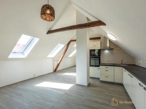 Prodej rodinného domu, Krupá, 179 m2