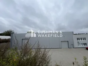 Prodej výrobních prostor, Ondřejov, Družstevní, 2800 m2