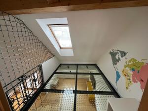 Pronájem bytu 3+1, Praha - Břevnov, Hošťálkova, 125 m2
