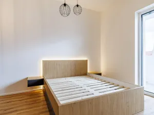 Pronájem bytu 1+kk, Brno, Komárovská, 38 m2