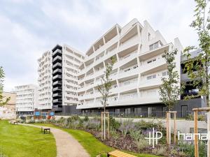 Pronájem bytu 1+kk, Brno, Komárovská, 38 m2