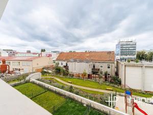 Pronájem bytu 1+kk, Brno, Komárovská, 38 m2