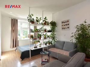Pronájem bytu 1+1, Praha - Košíře, Pod Kavalírkou, 42 m2