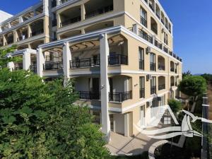 Prodej bytu 1+kk, Pomorie, Bulharsko, 66 m2