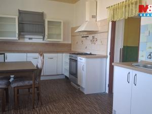Prodej rodinného domu, Plesná, Kostelní, 180 m2