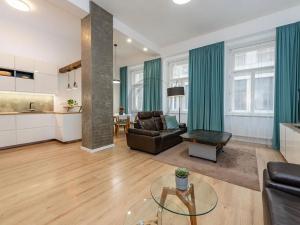 Pronájem bytu 2+kk, Praha - Vinohrady, Vinohradská, 69 m2