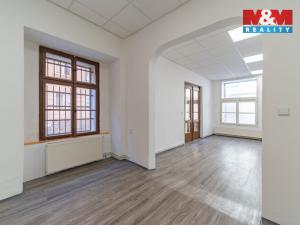 Pronájem obchodního prostoru, Cheb, Dlouhá, 84 m2