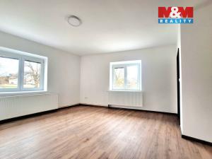 Pronájem bytu 1+kk, Rostoklaty - Nová Ves II, 28 m2