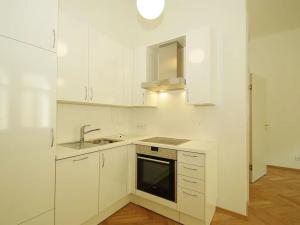 Pronájem bytu 2+kk, Praha - Vinohrady, Balbínova, 68 m2