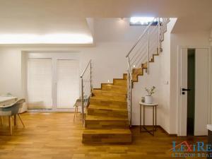 Prodej rodinného domu, Tursko, Jezdecká, 164 m2