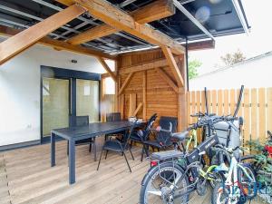 Prodej rodinného domu, Tursko, Jezdecká, 164 m2