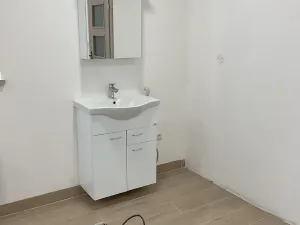 Pronájem komerční nemovitosti, Hořátev, 22 m2