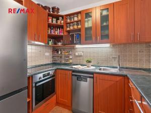 Prodej bytu 3+kk, Praha - Vysočany, Na Harfě, 61 m2