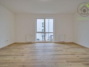 Pronájem bytu 2+kk, Jesenice, Cedrová, 69 m2