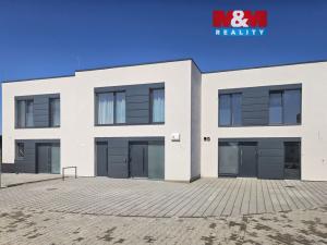 Prodej rodinného domu, Sezemice, 121 m2