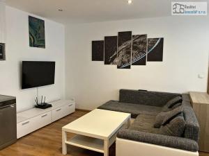 Pronájem bytu 2+kk, Brno, Šafaříkova, 65 m2