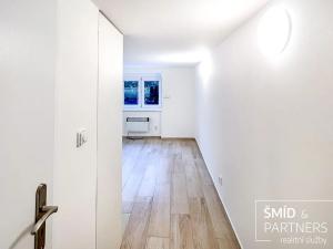 Pronájem obchodního prostoru, Poděbrady, Hakenova, 53 m2