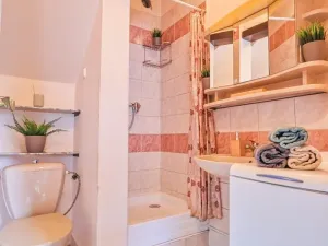 Prodej vícegeneračního domu, Chrášťany, 218 m2