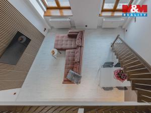 Prodej bytu 2+kk, Klatovy - Klatovy III, Husovo náměstí, 78 m2