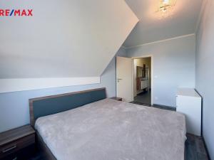 Prodej bytu 2+kk, Nupaky, U Školky, 50 m2
