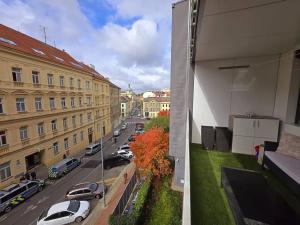 Prodej bytu 3+kk, Praha - Žižkov, Lupáčova, 66 m2
