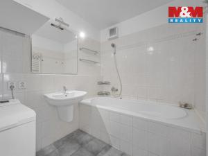 Pronájem bytu 2+kk, Pardubice - Zelené Předměstí, nábřeží Závodu míru, 58 m2