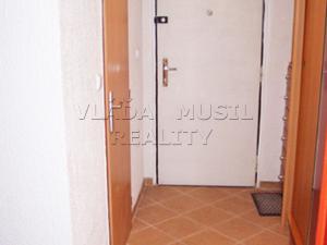 Pronájem bytu 2+kk, Praha - Nusle, Pujmanové, 40 m2