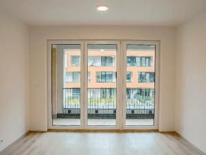 Pronájem bytu 2+kk, Praha - Vysočany, Poděbradská, 59 m2