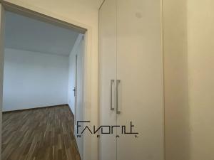 Pronájem bytu 2+kk, Ostrava, Starobělská, 55 m2