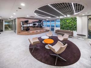 Pronájem kanceláře, Praha - Smíchov, Radlická, 790 m2