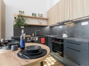 Pronájem bytu 1+kk, Praha, Na dračkách, 30 m2