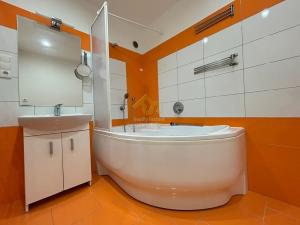 Prodej bytu 3+1, Plzeň, Brněnská, 82 m2