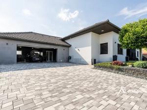 Prodej vily, Šanov, 641 m2