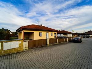 Prodej rodinného domu, Kosmonosy, Květinová, 126 m2