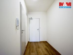 Pronájem bytu 1+kk, Zlín, Nad Stráněmi, 34 m2