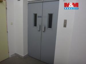 Pronájem kanceláře, Pardubice - Polabiny, Lonkova, 23 m2