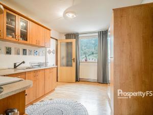 Prodej rodinného domu, Hrádek, 200 m2