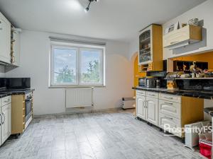 Prodej rodinného domu, Hrádek, 200 m2