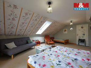 Prodej rodinného domu, Bouzov - Obectov, 200 m2